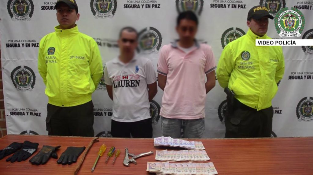 Dos apartamenteros fueron capturados en Medellín