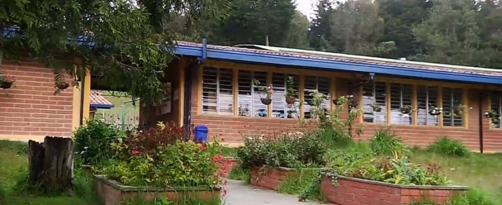 El Dagrd revisó grietas en colegio de Santa Elena