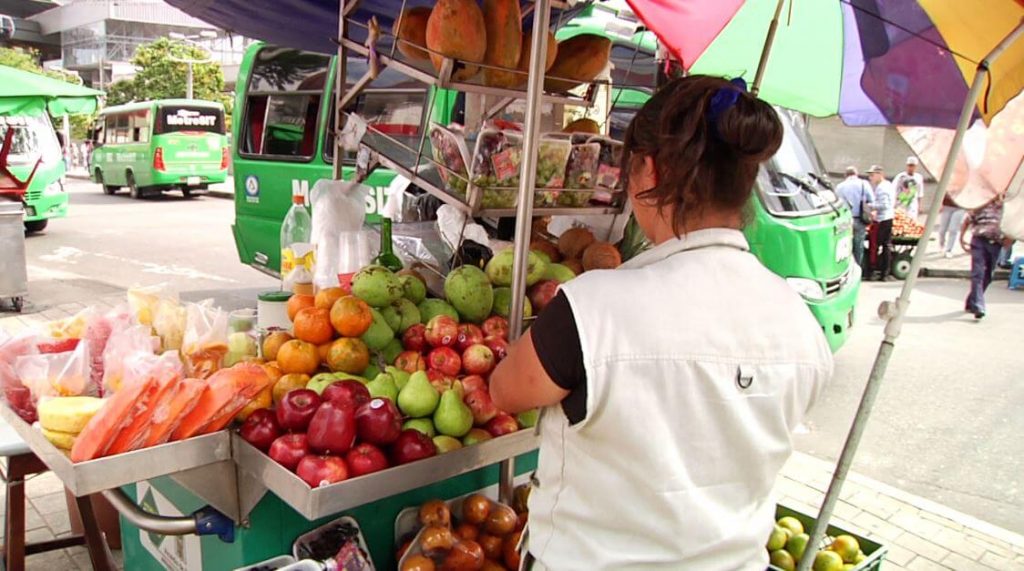 Tasa de empleo informal en Medellín disminuyó Tasa de empleo informal en Medellín disminuyó