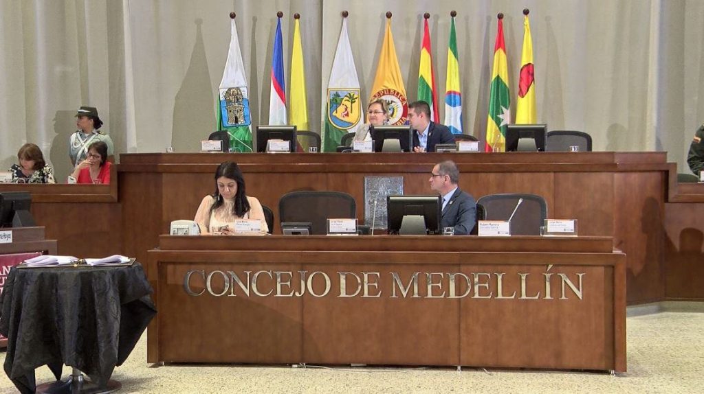 Concejales realizaron seguimiento a la situación del microtráfico Concejales realizaron seguimiento a la situación del microtráfico