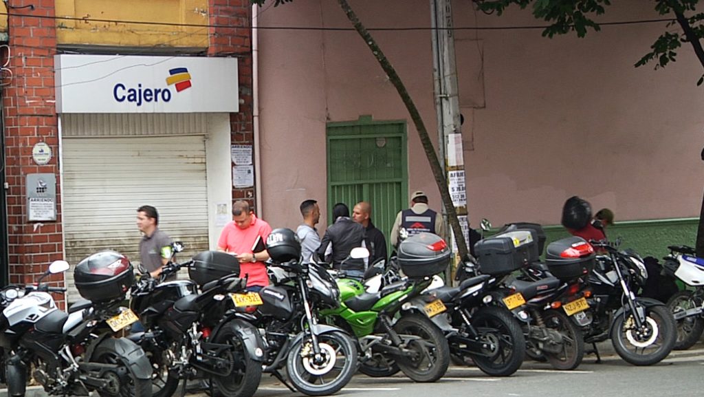 Fueron hurtados dos cajero automáticos en el sector de la Placita de Florez Fueron hurtados dos cajero automáticos en el sector de la Placita de Florez