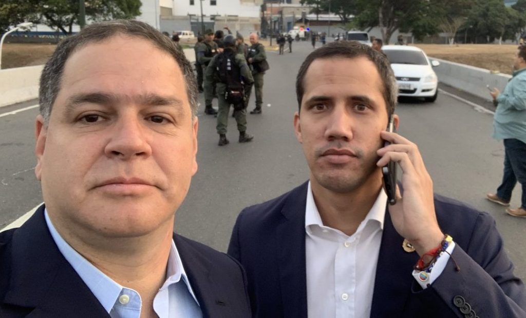 Diputado Venezolano llegó a Medellín por persecución del Gobierno de su país Diputado Venezolano llegó a Medellín por persecución del Gobierno de su país