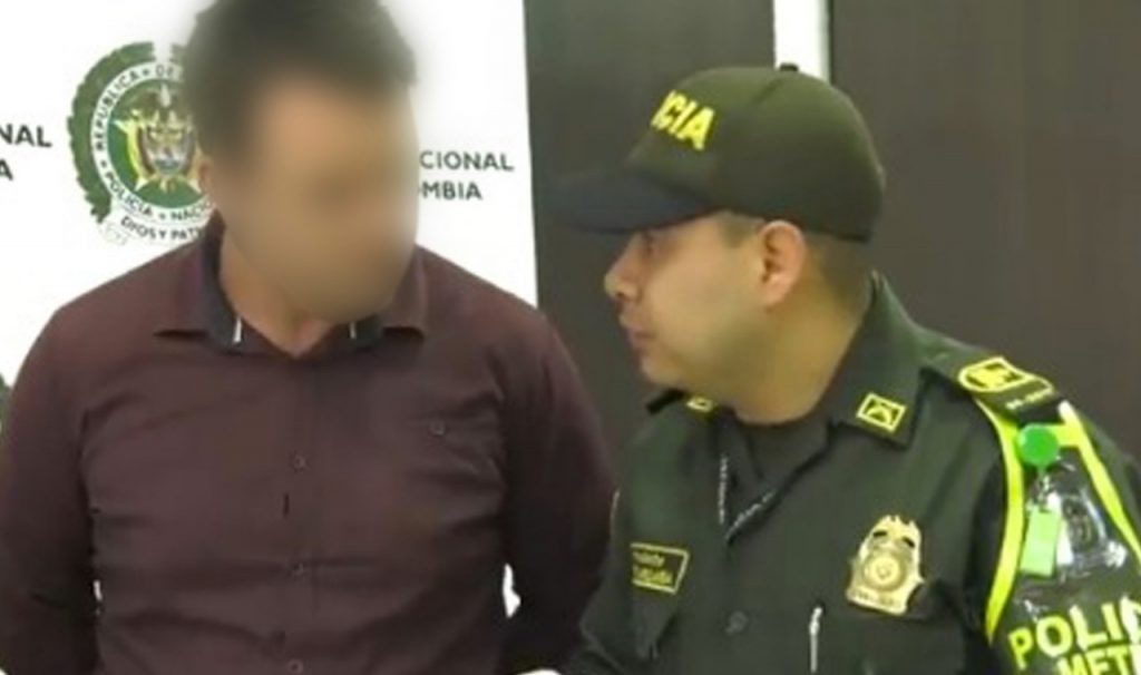 Policía multó a turista que fumó sustancia prohibida en Metrocable