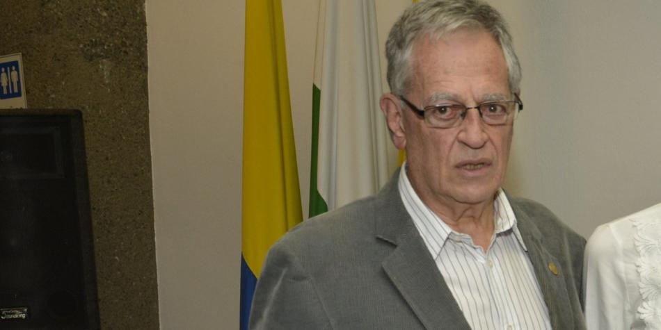 Mauricio Tobón lamentó el fallecimiento del padre del alcalde de Medellín Mauricio Tobón lamentó el fallecimiento del padre del alcalde de Medellín