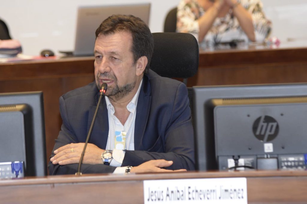 Jesús Aníbal Echeverri recibió aval para la Alcaldía de Medellín