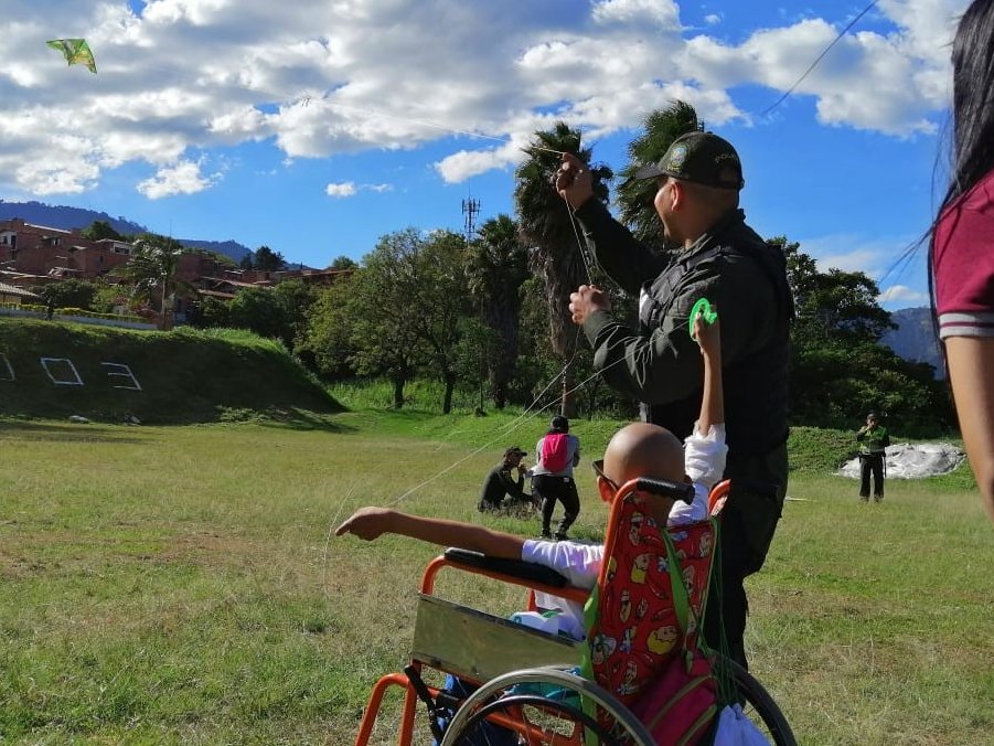 Niños con cáncer volaron sus cometas para pedir por una ciudad libre de violencia Niños con cáncer volaron sus cometas para pedir por una ciudad libre de violencia