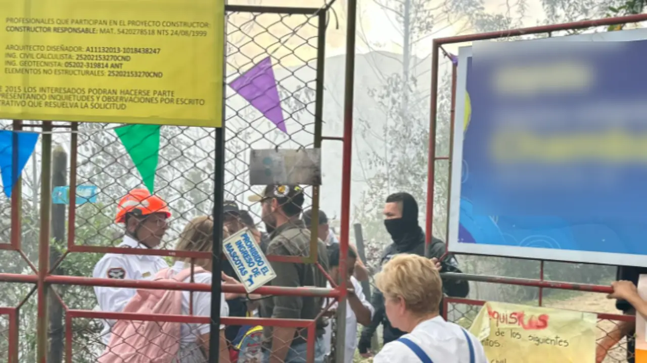 Por incendio en San Cristóbal 143 niños fueron evacuados de su guardería