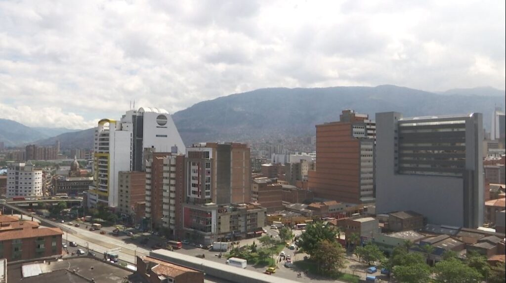 A diferencia de Colombia, el desempleo bajó en Medellín A diferencia de Colombia, el desempleo bajó en Medellín