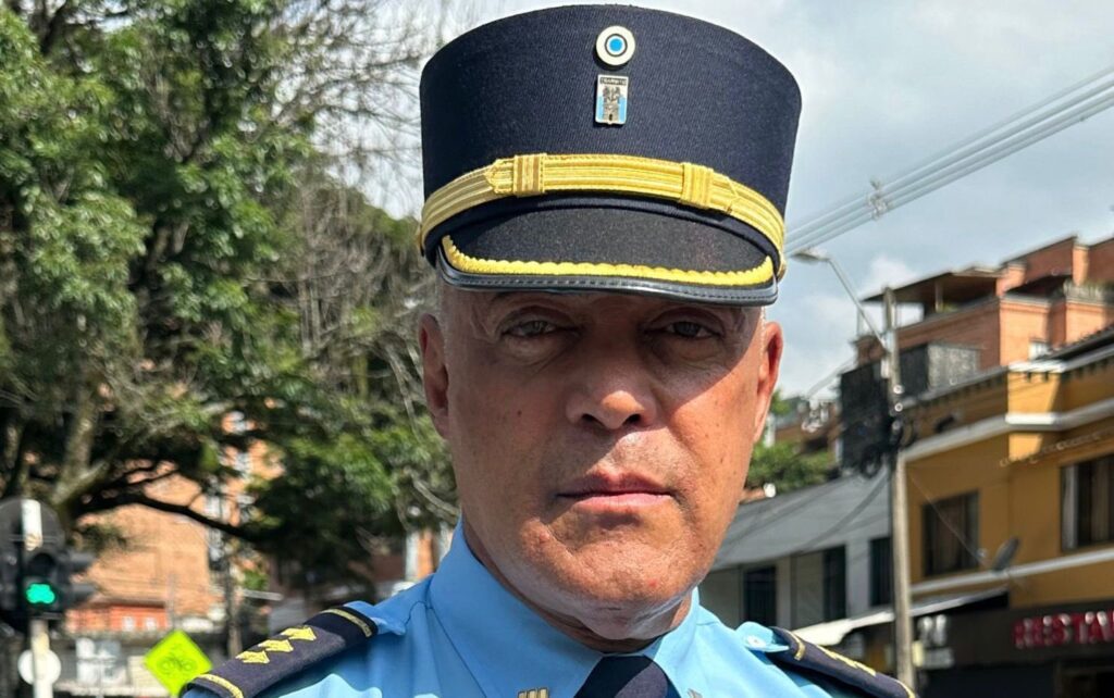 Agente de movilidad de Medellín tiene muerte cerebral Agente de movilidad de Medellín tiene muerte cerebral