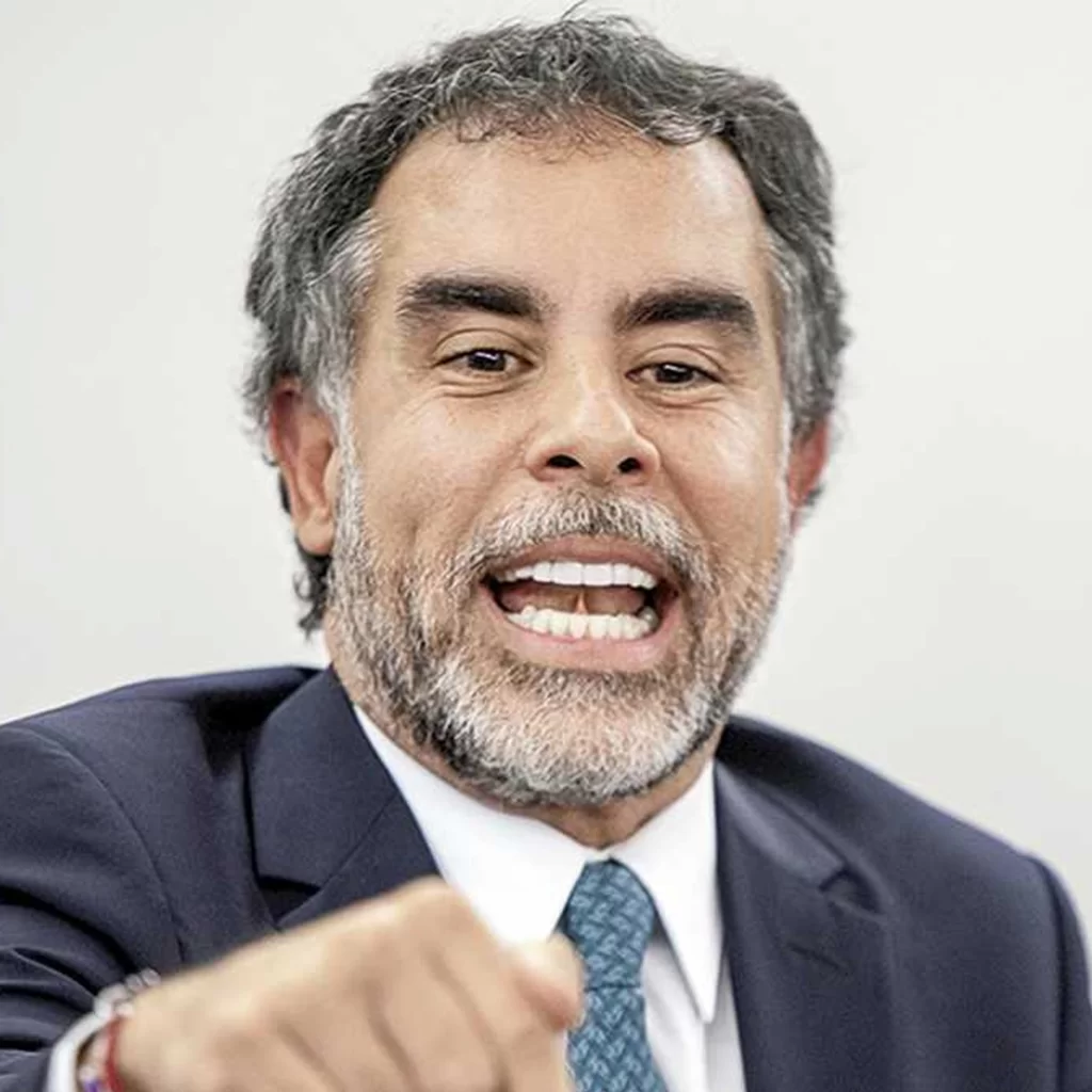 Armando Benedetti Jimeno: La Persecución Política de un Hombre Controvertido Armando Benedetti Jimeno: La Persecución Política de un Hombre Controvertido