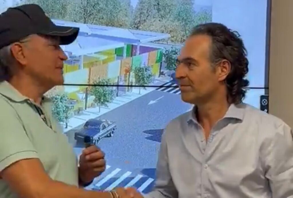 Fico Gutiérrez y Gustavo Bolívar dicen que trabajarán juntos por Medellín Fico Gutiérrez y Gustavo Bolívar dicen que trabajarán juntos por Medellín