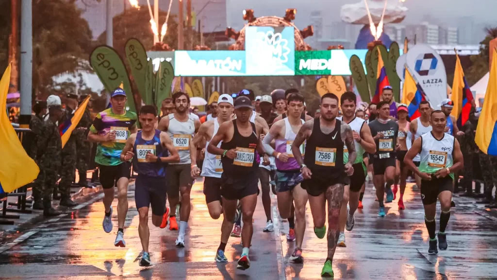 Más de 24 mil personas participaron en la edición número 30 de la Maratón Medellín Más de 24 mil personas participaron en la edición número 30 de la Maratón Medellín