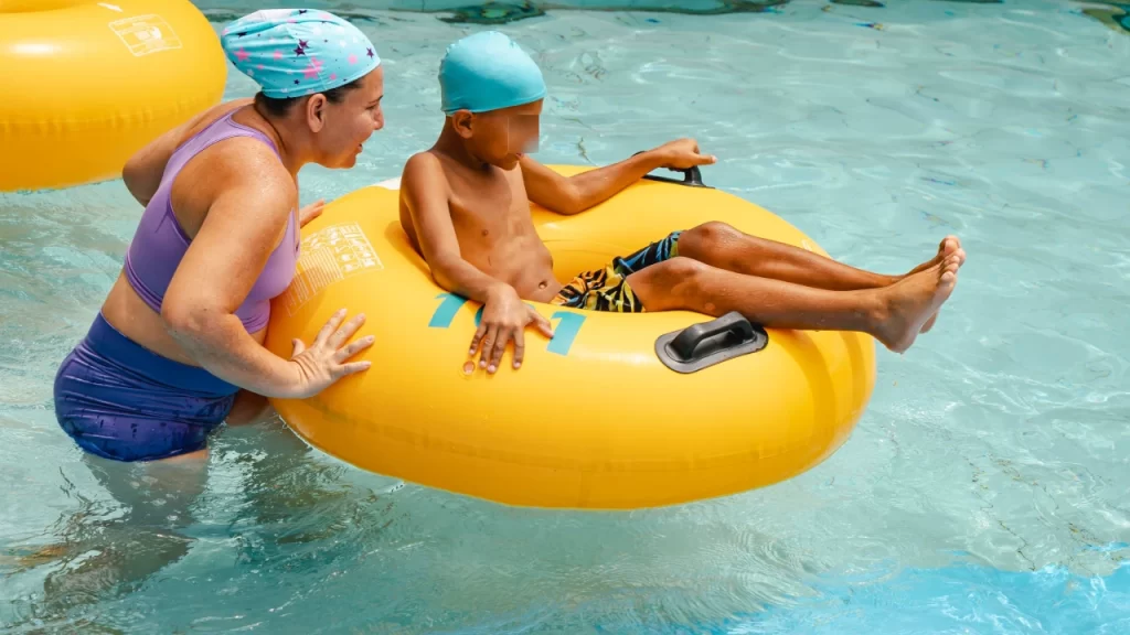 ¡A disfrutar del Parque de las Aguas! Llegaron 266 nuevos flotadores para el río lento y recuperación integral ¡A disfrutar del Parque de las Aguas! Llegaron 266 nuevos flotadores para el río lento y recuperación integral
