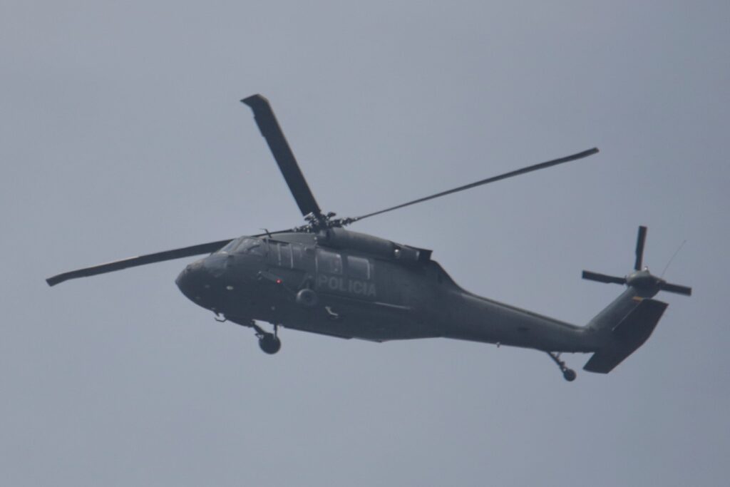 Preparan consejo de seguridad en Anorí tras atentado a helicóptero Preparan consejo de seguridad en Anorí tras atentado a helicóptero
