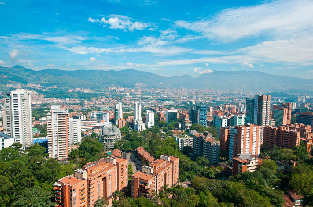Según Medellín Cómo Vamos, 52 % de los ciudadanos creen que la ciudad va por buen camino Según Medellín Cómo Vamos, 52 % de los ciudadanos creen que la ciudad va por buen camino