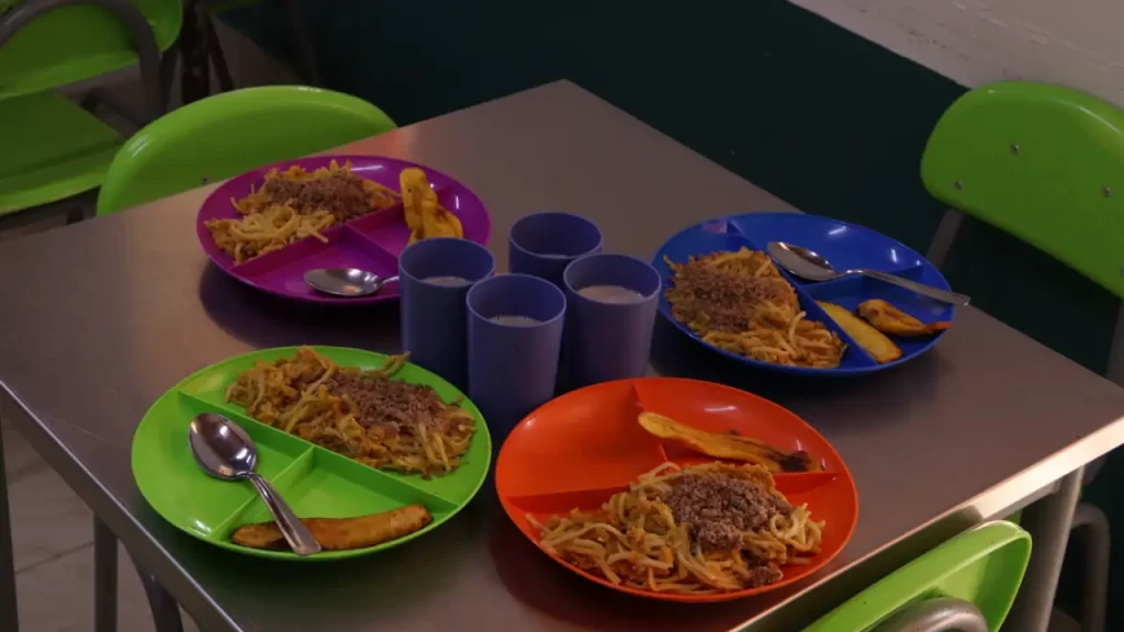 ¡Mayor cobertura! Aumenta en un 36% el programa de alimentación escolar para estudiantes en Copacabana