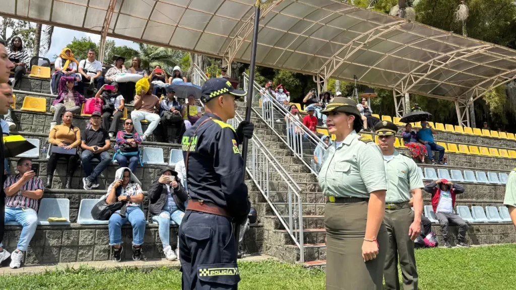 660 aspirantes a patrulleros inician su formación en la Escuela de Policía Carlos Eugenio Restrepo 660 aspirantes a patrulleros inician su formación en la Escuela de Policía Carlos Eugenio Restrepo