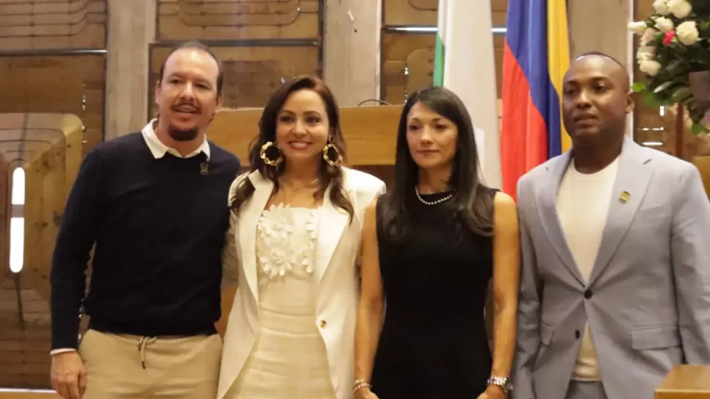 Es oficial, se realizó la posesión de la Mesa Directiva de la Asamblea Departamental para el año 2025 Es oficial, se realizó la posesión de la Mesa Directiva de la Asamblea Departamental para el año 2025