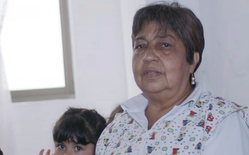 Madre comunitaria se ha dedicado durante 35 años a la atención y cuidado de los niños 