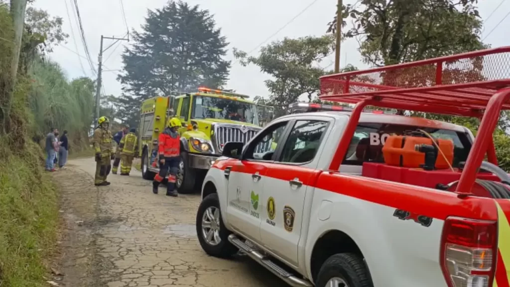 ¡Lamentable! Incendio destruyó una tienda rural en Guarne ¡Lamentable! Incendio destruyó una tienda rural en Guarne