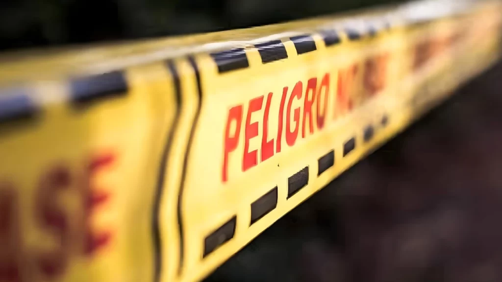 Hombre de 35 años fue asesinado a puñaladas en el Doce de Octubre: lo dejaron en plena vía publica Hombre de 35 años fue asesinado a puñaladas en el Doce de Octubre: lo dejaron en plena vía publica
