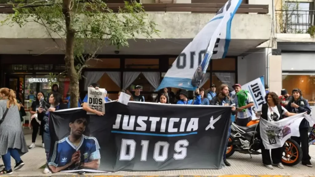La Justicia declaró nulo el juicio por la muerte de Diego Maradona, ¿por qué?