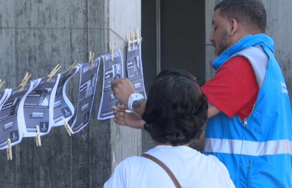 Realizan plantón con motivo del el día del detenido y el desaparecido Realizan plantón con motivo del el día del detenido y el desaparecido