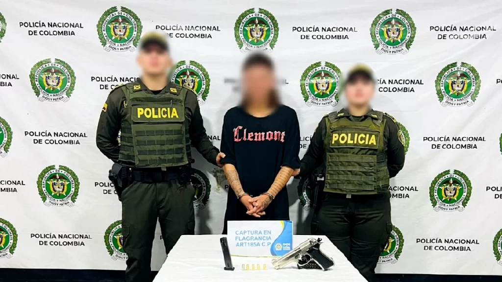 Capturado alias “Boliqueso” tras huir y disparar contra la Policía en el municipio de Amagá Capturado alias “Boliqueso” tras huir y disparar contra la Policía en el municipio de Amagá