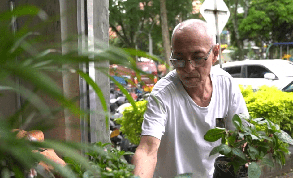 Don Mario, el floricultor más querido de Villa Hermosa Don Mario, el floricultor más querido de Villa Hermosa