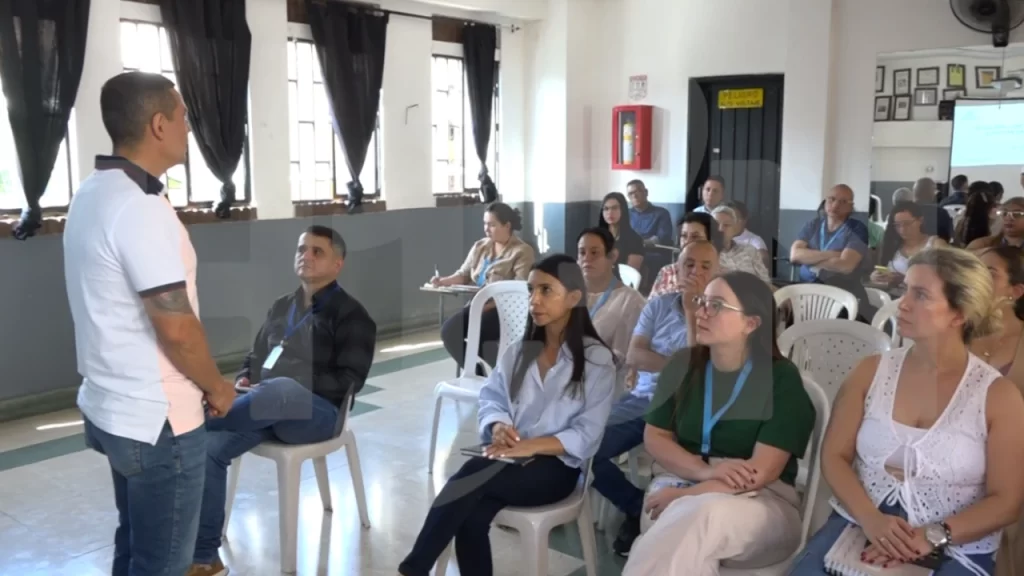 Los adultos mayores de Bello eligen a sus representantes: jornada clave para su participación y liderazgo Los adultos mayores de Bello eligen a sus representantes: jornada clave para su participación y liderazgo