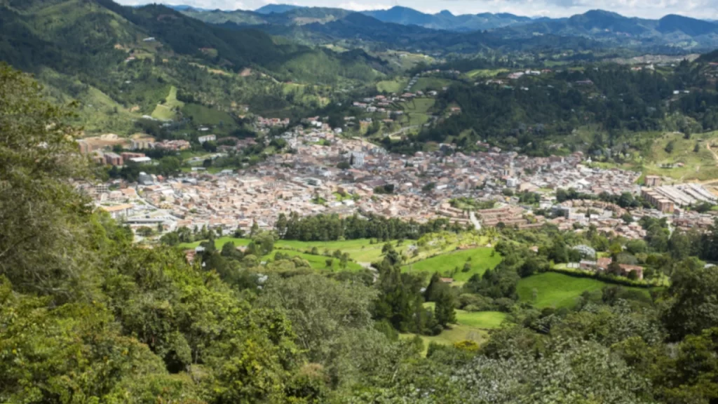 Consulta por Área Metropolitana del Valle de San Nicolás avanza con 54 grupos inscritos