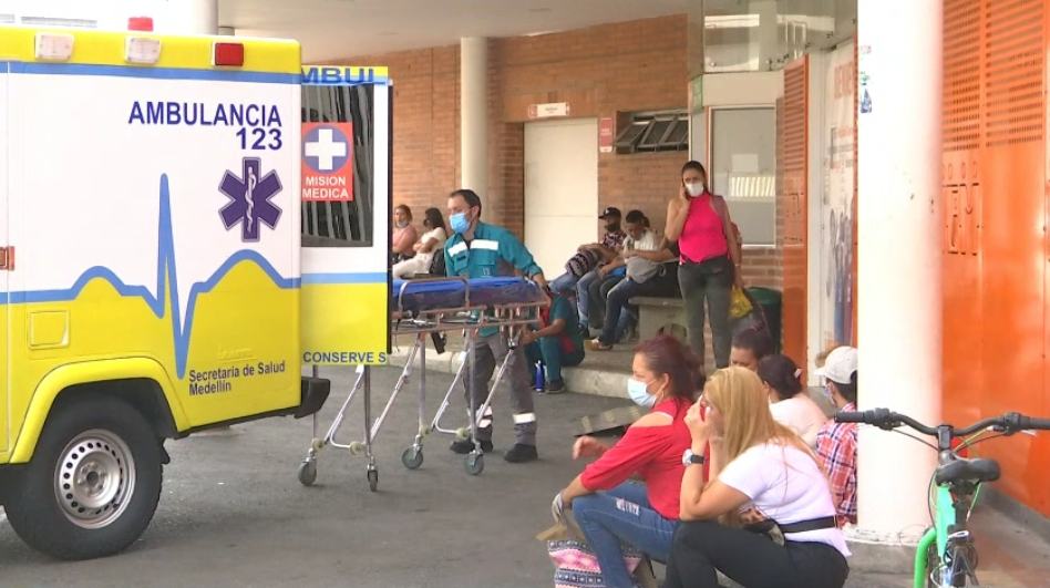 Esto opinan los ciudadanos tras fallo que obliga al Gobierno ponerse al día con hospitales