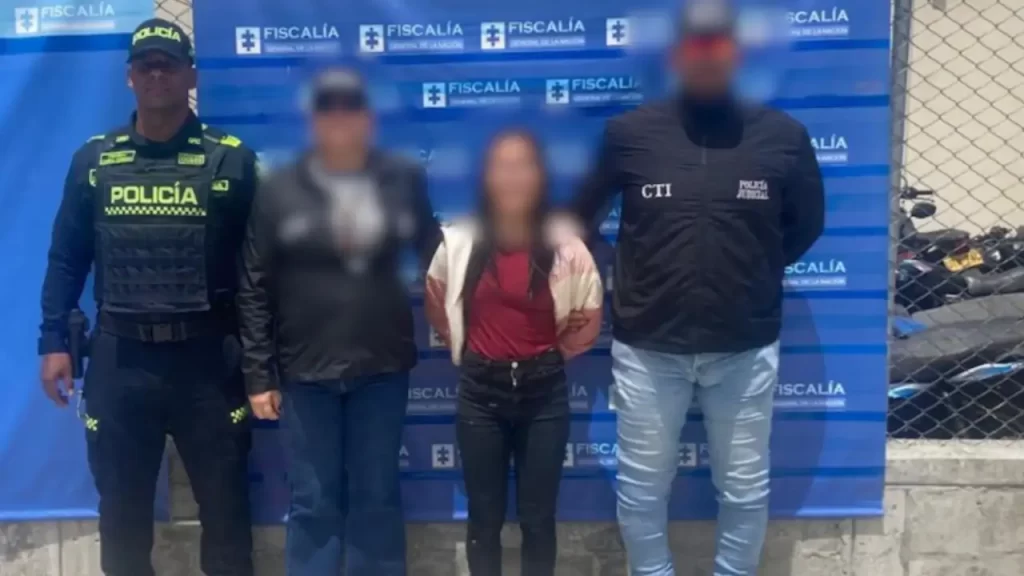 Fue enviada a prisión la mujer que habría abusado y grabado a su hijo de un año de edad en Antioquia Fue enviada a prisión la mujer que habría abusado y grabado a su hijo de un año de edad en Antioquia