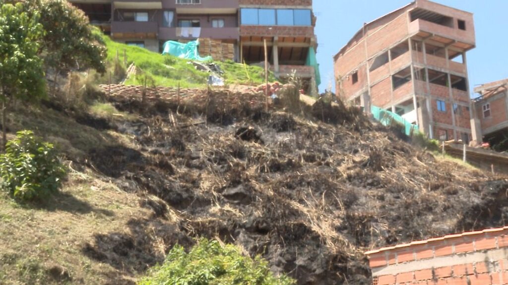Incendios forestales incrementaron en Medellín durante julio Incendios forestales incrementaron en Medellín durante julio