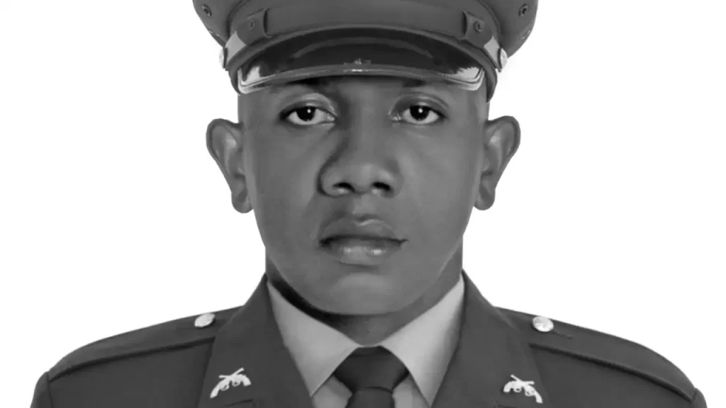Policía Antioquia rinde homenaje al patrullero Luis Carlos González, héroe que murió protegiendo a su comunidad