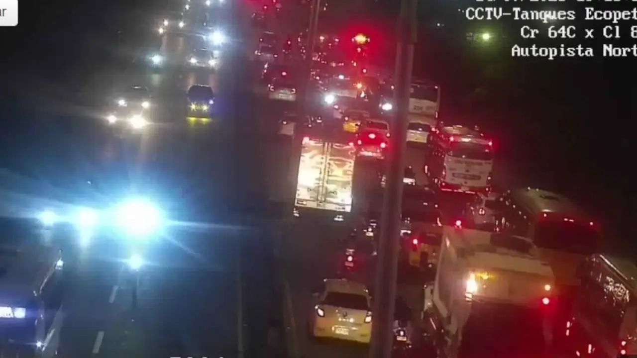 Reportan otro taco en la Autopista Norte; esta vez a la altura de Los Tanques de Ecopetrol