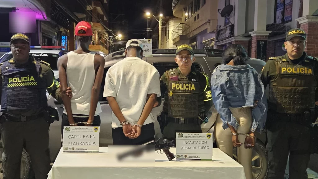 ¿A dónde iban? Hallan un lanzagranadas en un carro que se movilizaba por Ciudad Bolívar, Antioquia