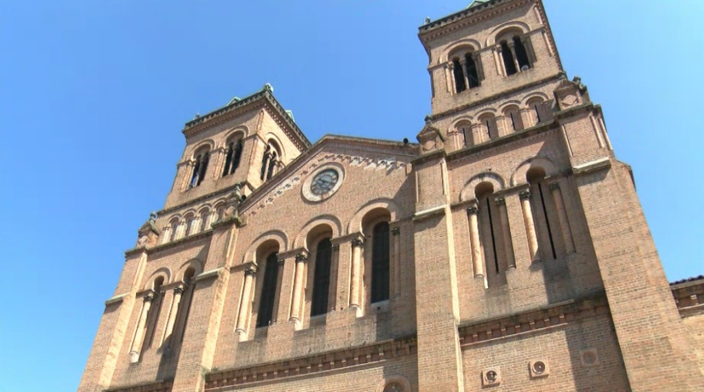 Con apoyo de bonos y rifas, avanzan obras de renovación de la Catedral Metropolitana Con apoyo de bonos y rifas, avanzan obras de renovación de la Catedral Metropolitana