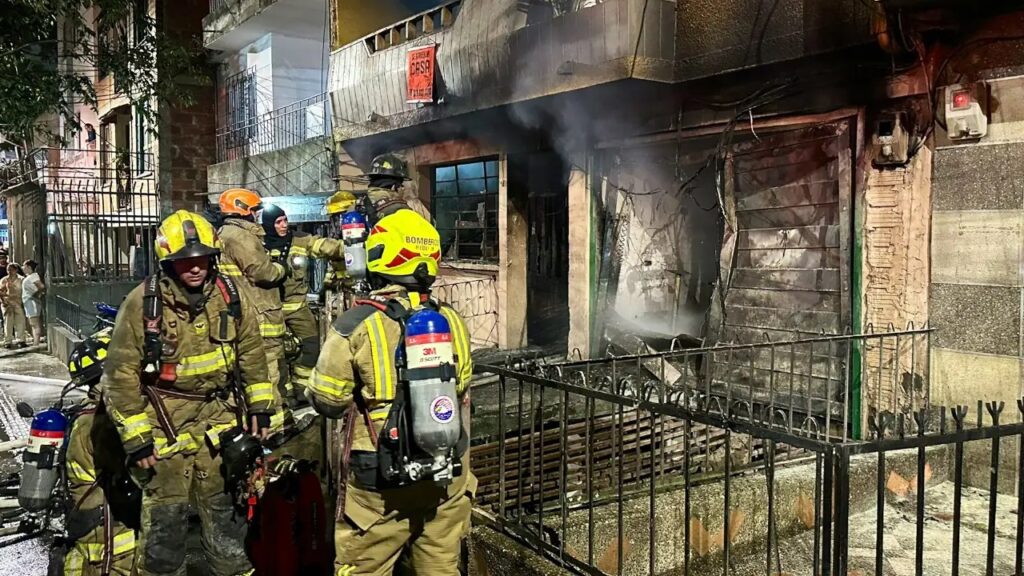 Muy triste: hombre con movilidad reducida y sus dos mascotas perdieron la vida en un incendio en Medellín
