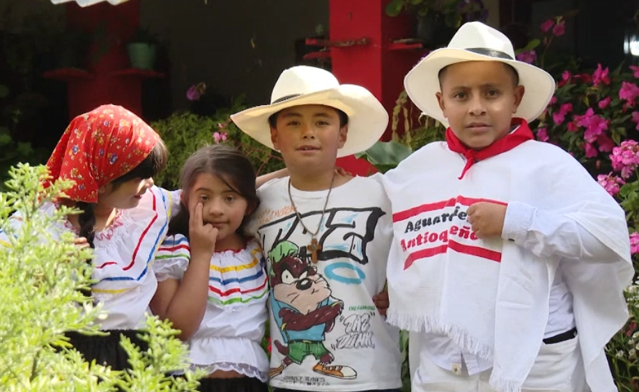 Niños con condiciones neurodiversas, presentes este año en el Desfile de Silleteros Niños con condiciones neurodiversas, presentes este año en el Desfile de Silleteros