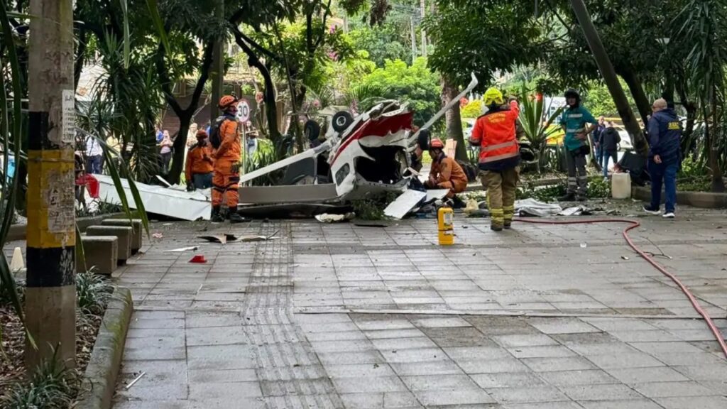 [Video] Quedó grabado el momento exacto en que la avioneta se estrelló en Medellín