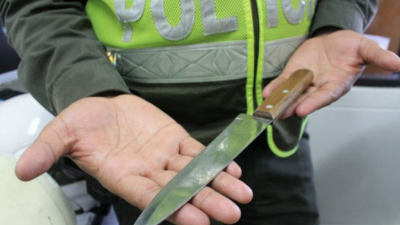 Expareja atacó con arma blanca a mujer y a su hijo en Medellín