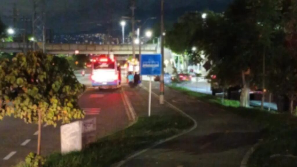 Conductores deberán transitar con precaución por la Vía Distribuidora ante falla de iluminación Conductores deberán transitar con precaución por la Vía Distribuidora ante falla de iluminación