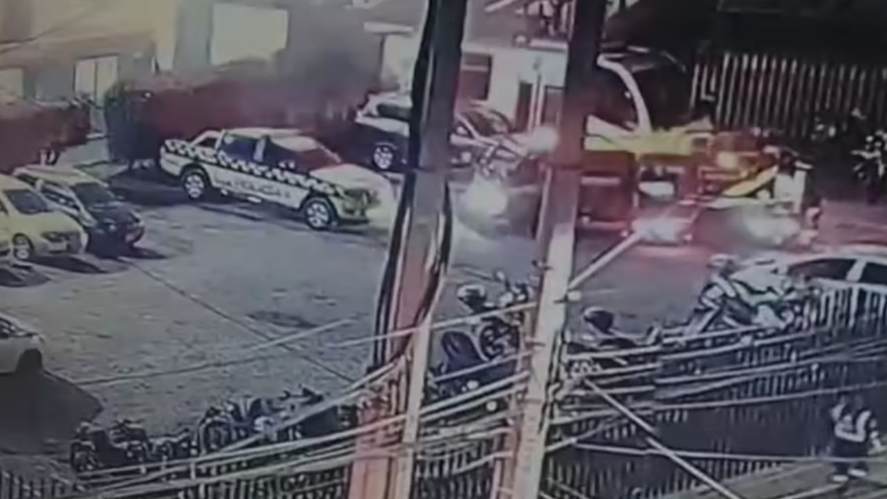 Incendio en estación de Policía de Funza dejó muertos