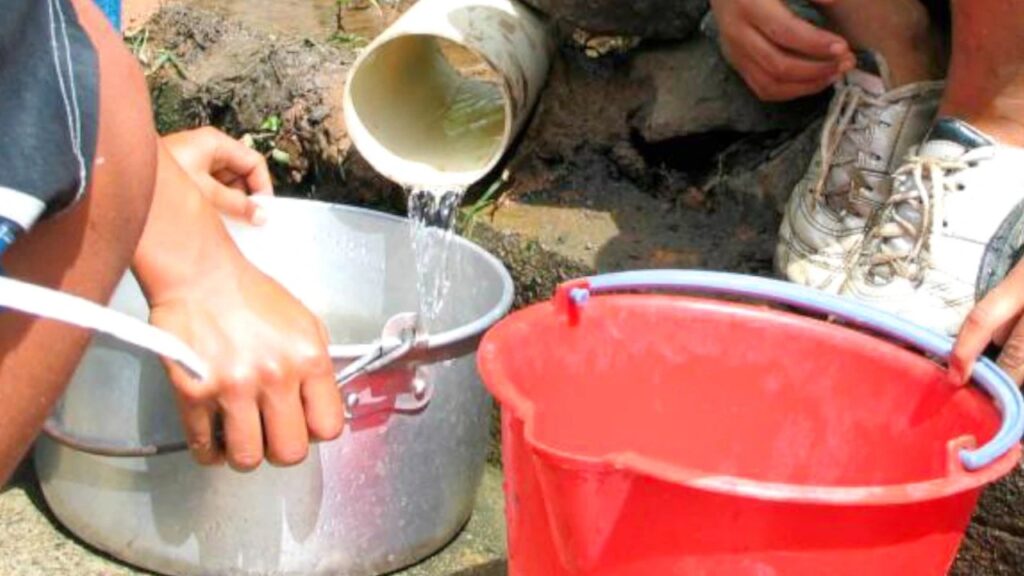 ¿Hasta cuándo sin agua? EPM continúa trabajando para restablecer el servicio de acueducto en Medellín y Bello ¿Hasta cuándo sin agua? EPM continúa trabajando para restablecer el servicio de acueducto en Medellín y Bello