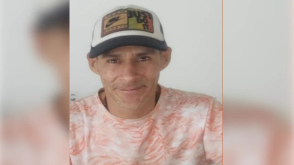 ¿Lo ha visto? Alexander de Jesús Grajales fue reportado como desaparecido en Santa Elena ¿Lo ha visto? Alexander de Jesús Grajales fue reportado como desaparecido en Santa Elena