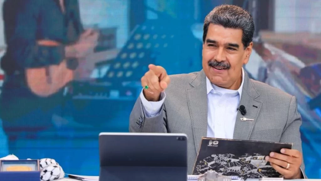 ¿Los está provocando Maduro? Aviones militares venezolanos pasaron «rozando» un buque americano ¿Los está provocando Maduro? Aviones militares venezolanos pasaron «rozando» un buque americano