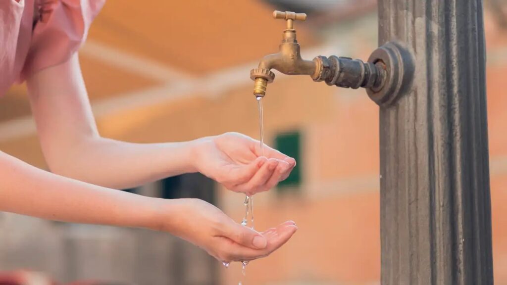 EPM logra reactivar el servicio de agua para más de 26 mil usuarios en el nororiente de Medellín tras maniobra técnica en su red de acueducto EPM logra reactivar el servicio de agua para más de 26 mil usuarios en el nororiente de Medellín tras maniobra técnica en su red de acueducto