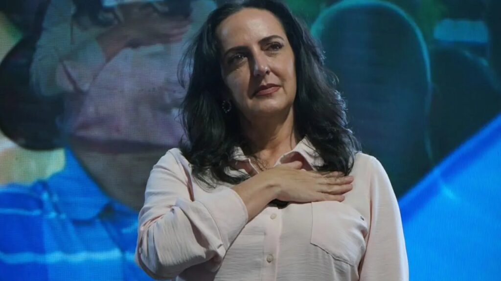 “Hablar de medio ambiente no puede ser pretexto para frenar el desarrollo”: senadora María Fernanda Cabal en foro sobre la Amazonía “Hablar de medio ambiente no puede ser pretexto para frenar el desarrollo”: senadora María Fernanda Cabal en foro sobre la Amazonía