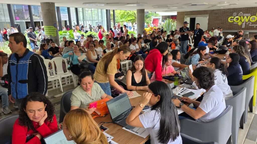 Inscripciones abiertas para 1.199 subsidios que ayudarán a hogares a cubrir la cuota inicial de vivienda en Medellín Inscripciones abiertas para 1.199 subsidios que ayudarán a hogares a cubrir la cuota inicial de vivienda en Medellín